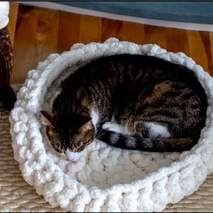 Soft & Comfy Cat/Small Dog Bed